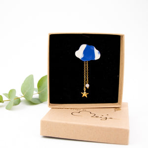 Pin's Nuage bleu (chaînette)